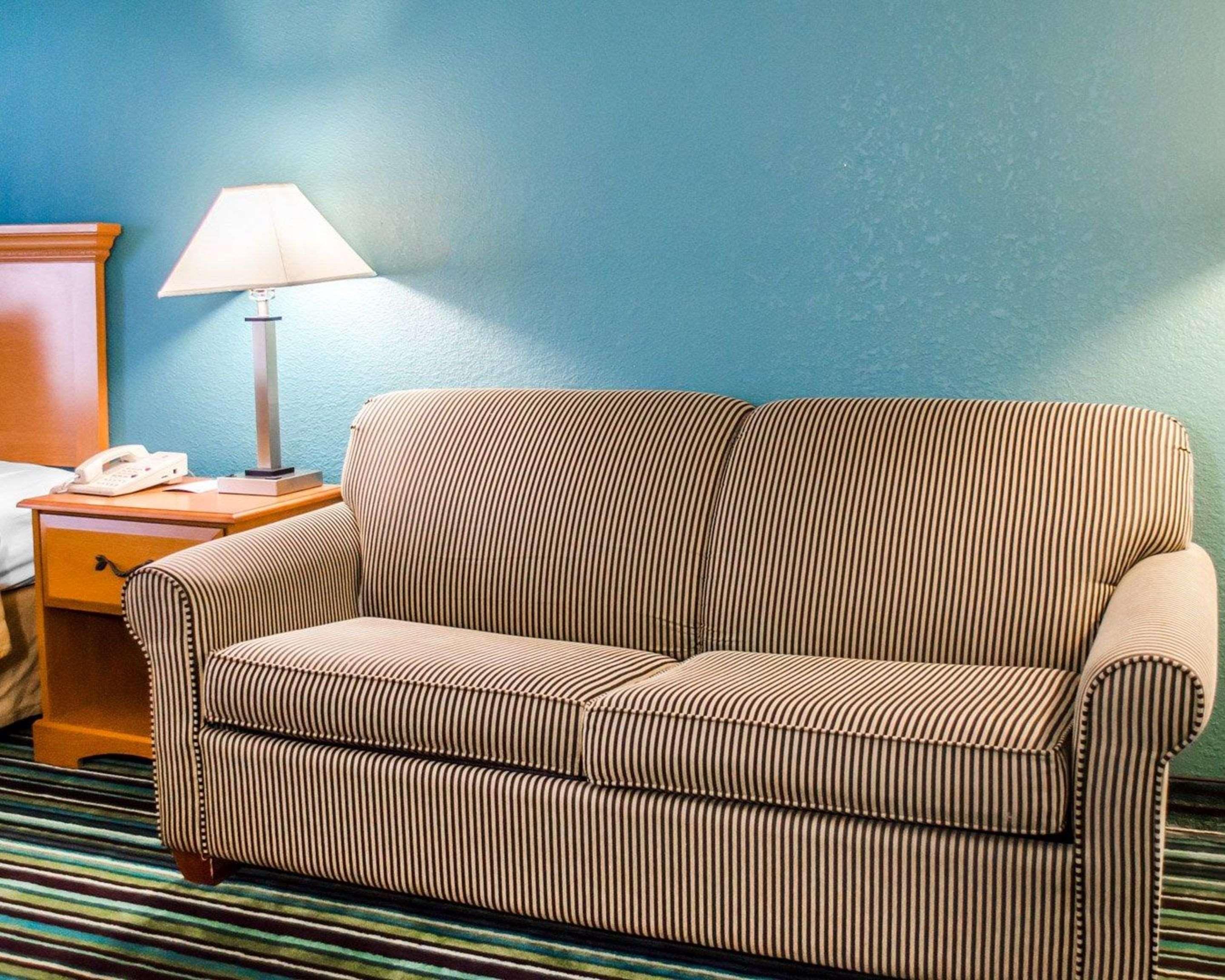 Quality Inn & Suites Medina - Akron West Екстер'єр фото