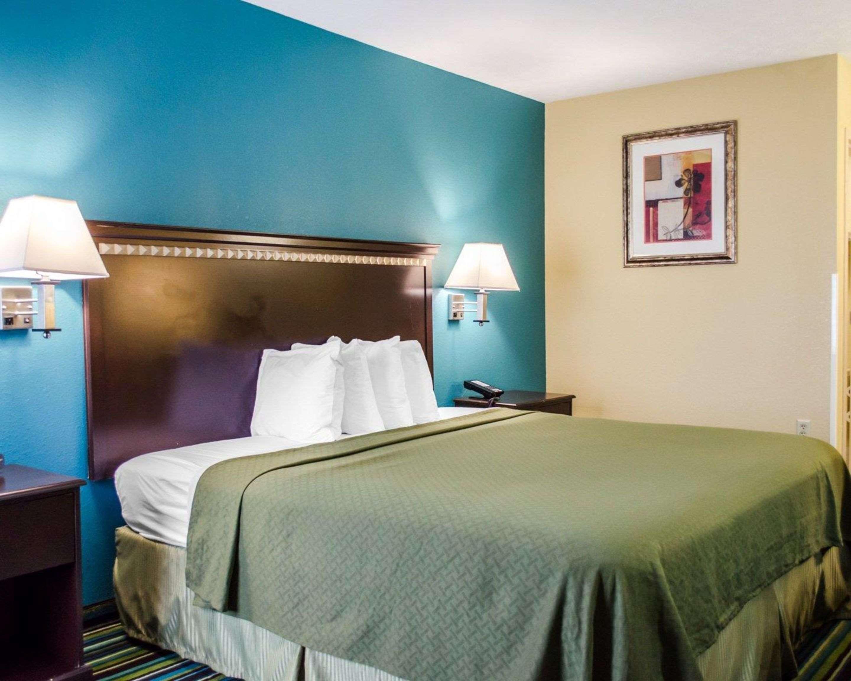 Quality Inn & Suites Medina - Akron West Екстер'єр фото